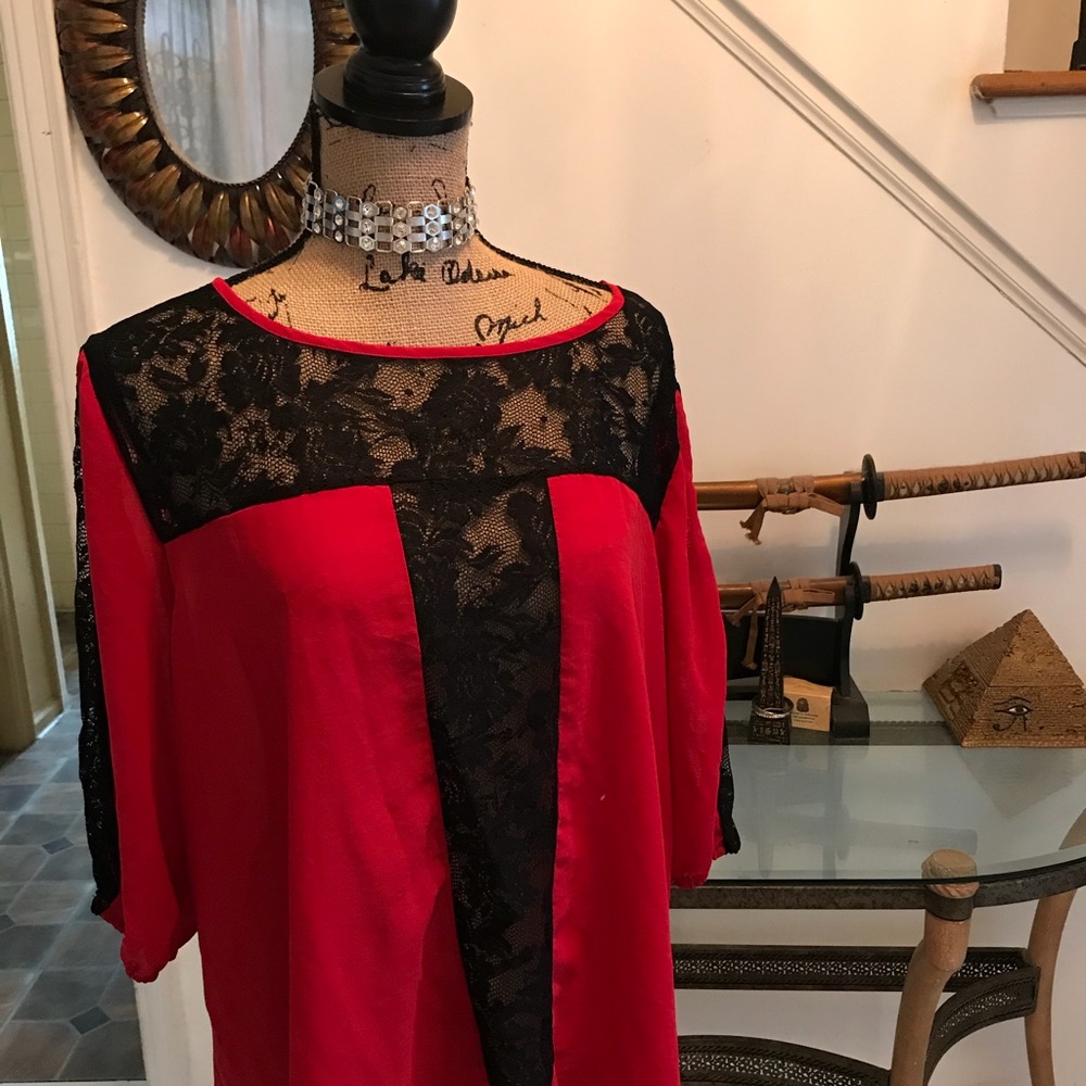 Beautiful blouse with lace design EUC